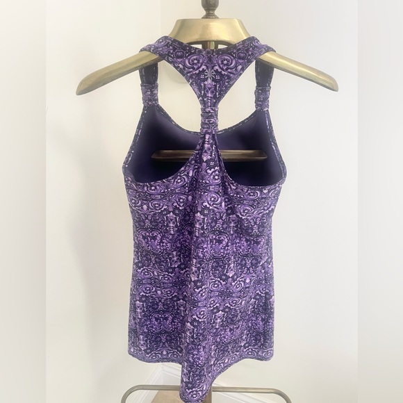 Pretty Athleta sports top! - Picture 5 of 9